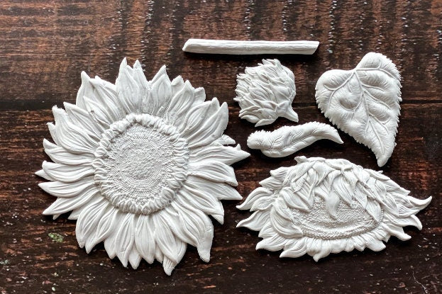 Iron Orchid Designs Sunflowers Mould - Food Safe Silicone Mold for Sunflower Crafts, Farmhouse Decor & Resin Art