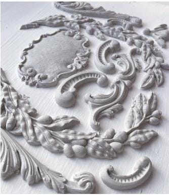 Iron Orchid Designs - Olive Crest Mould